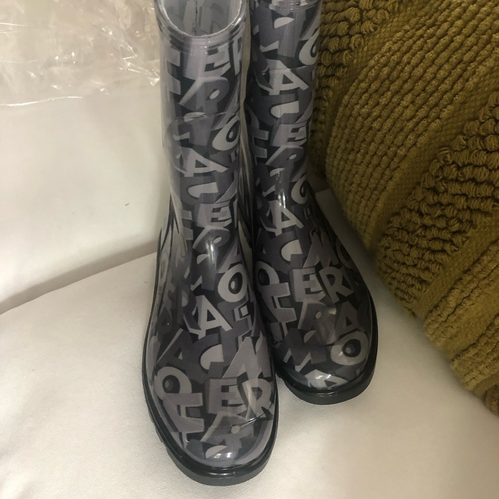 Salvatore Ferragamo Boots ! - Picture 2 of 8